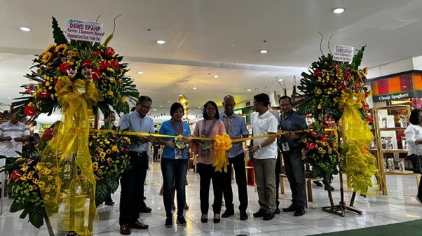 DSWD FO3 ENHANCED PARTNERSHIP AGAINST HUNGER AND POVERTY (EPAHP) PARTNERS AND COMMUNITY-BASED ORGANIZATIONS (CBOS) CARAVAN CUM TRADE FAIR