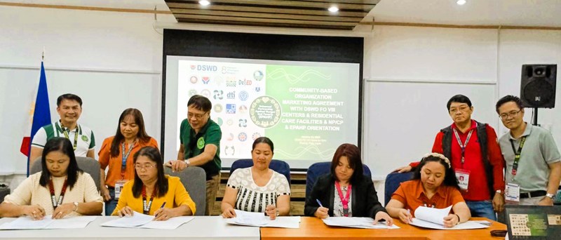 Marketing Agreement (MA) Signing Between DSWD CRCF and the Lanawan Farmers Cooperative & Canfabi Integrated Farmers Association